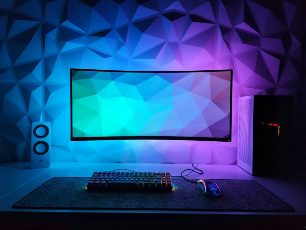 Come scegliere un monitor da gaming: guida a refresh rate, pannello e risoluzione nel 2026